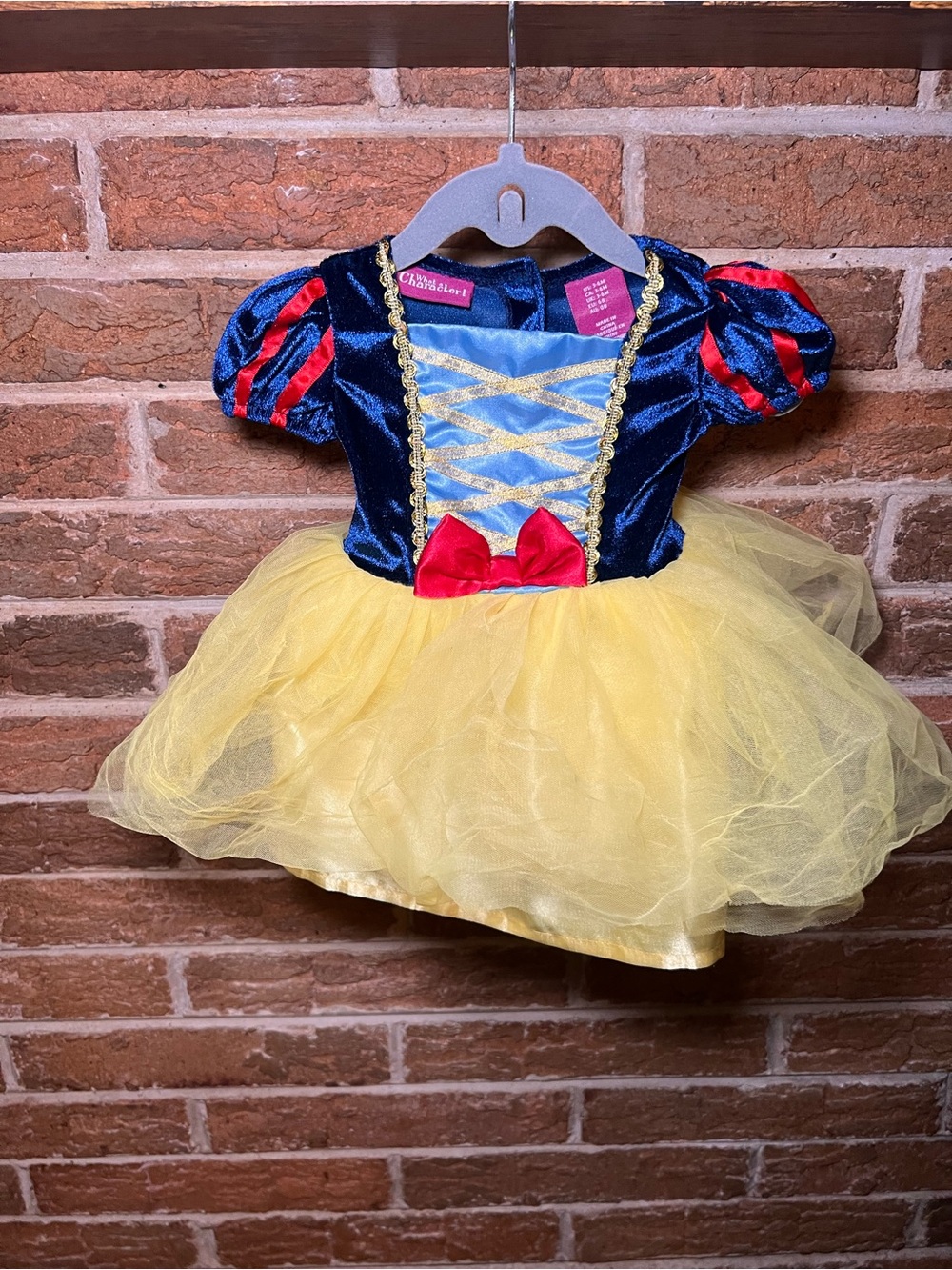 Snow White 3-6 Months Dress Costume - What a character!